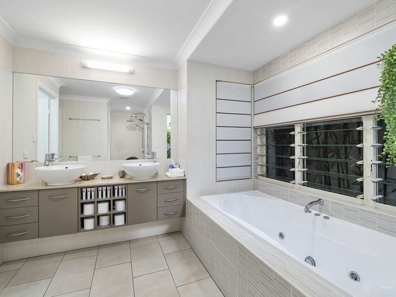 Photo - 1 Muller Street, Palm Cove QLD 4879 - Image 25