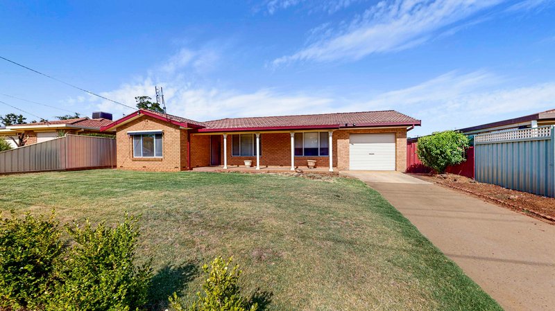 1 Mumford Crescent, Dubbo NSW 2830