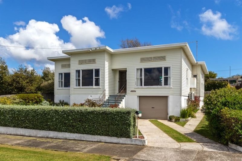 1 Murfet Crescent, Devonport TAS 7310