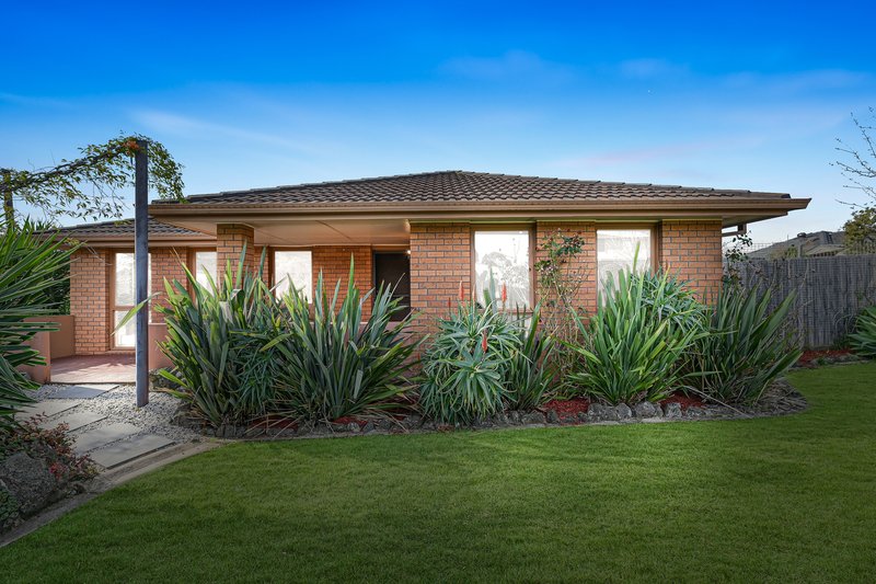 1 Murray Crescent, Rowville VIC 3178