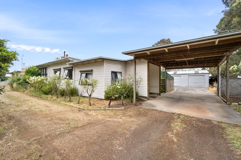 1 Murrock Street, Simpson VIC 3266