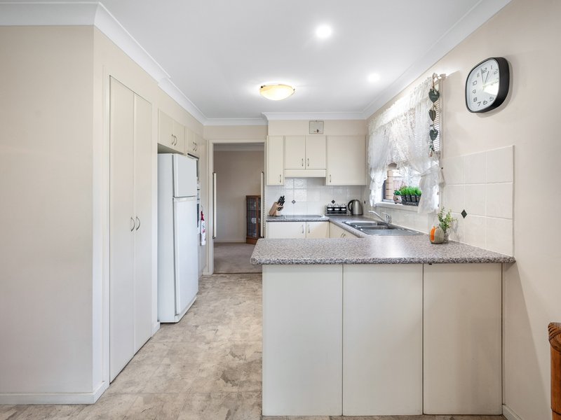 Photo - 1 Myles Place, Minto NSW 2566 - Image 3