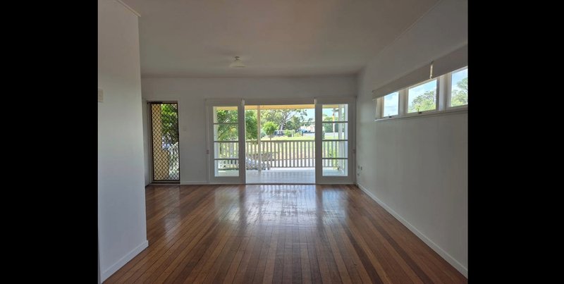 Photo - 1 Nakina Street, Southport QLD 4215 - Image 9