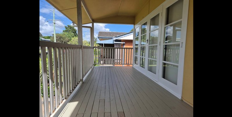 Photo - 1 Nakina Street, Southport QLD 4215 - Image 11