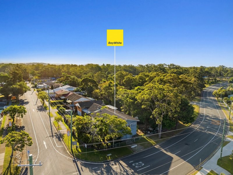 Photo - 1 Nakina Street, Southport QLD 4215 - Image 14