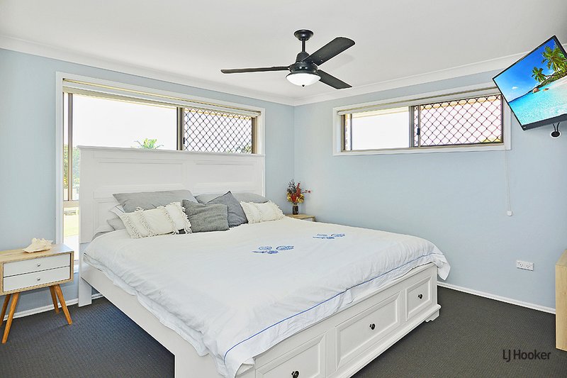 Photo - 1 Nandina Terrace, Banora Point NSW 2486 - Image 4