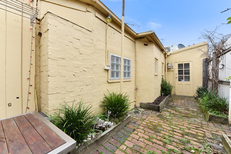 Photo - 1 Napier Place, South Melbourne VIC 3205 - Image 9