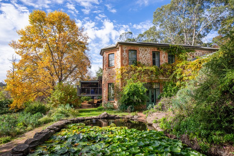 Photo - 1 Nara Road, Stirling SA 5152 - Image 1