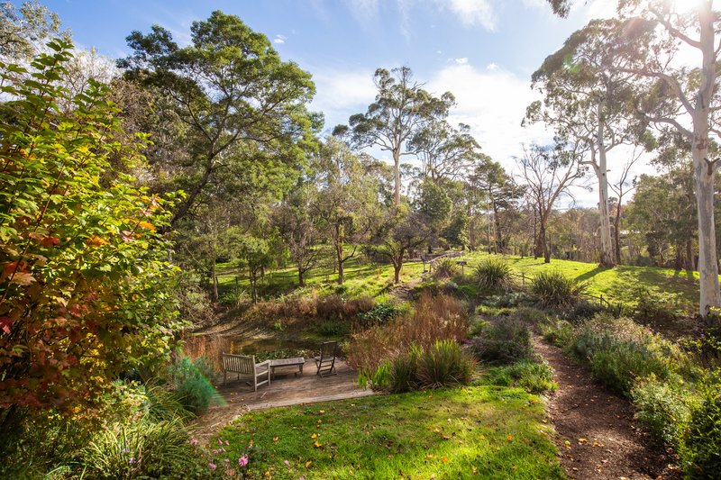 Photo - 1 Nara Road, Stirling SA 5152 - Image 2