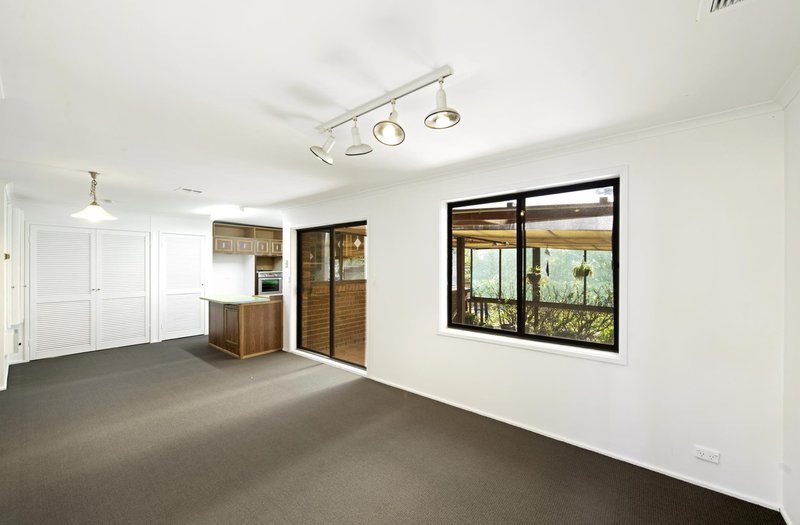 Photo - 1 Neeld Place, Charnwood ACT 2615 - Image 15