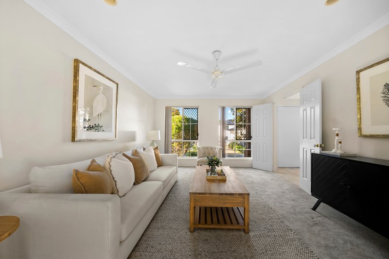 Photo - 1 Nelson Place, Newmarket QLD 4051 - Image 3