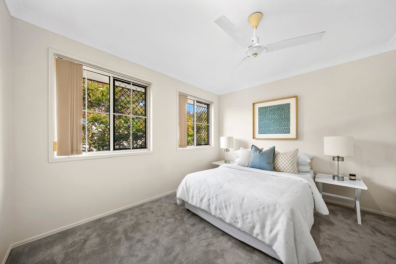 Photo - 1 Nelson Place, Newmarket QLD 4051 - Image 5