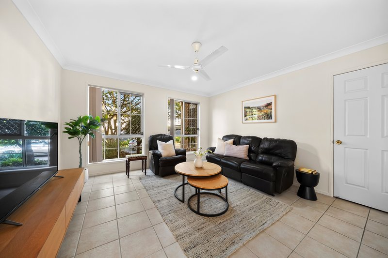 Photo - 1 Nelson Place, Newmarket QLD 4051 - Image 12
