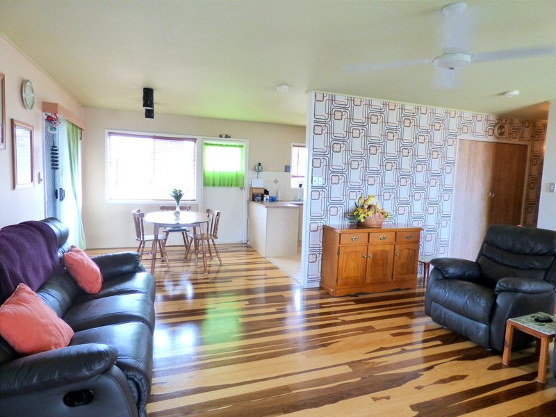 Photo - 1 Nerida Ct , Clontarf QLD 4019 - Image 7