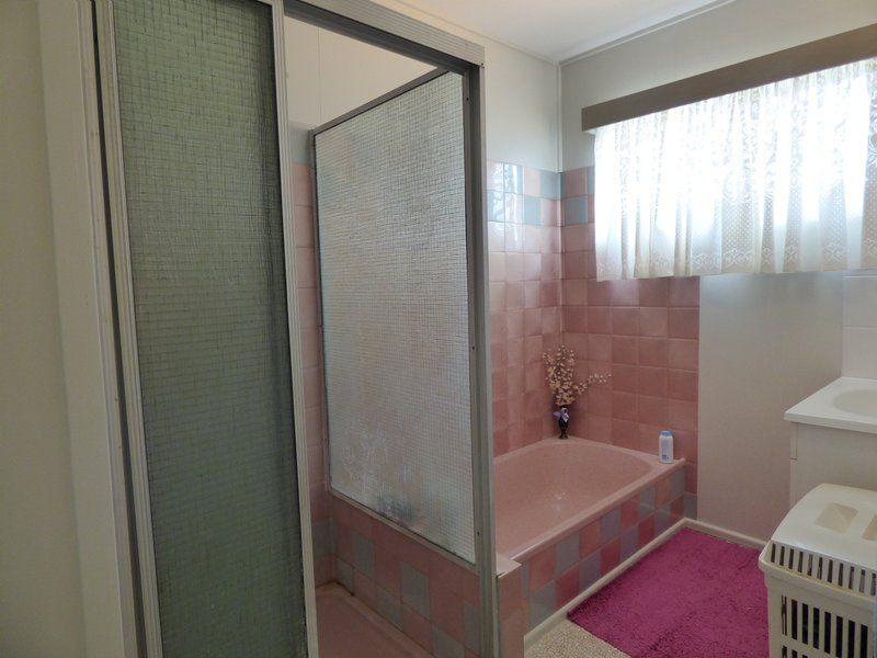 Photo - 1 Nerida Ct , Clontarf QLD 4019 - Image 12