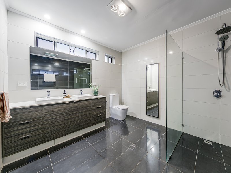 Photo - 1 Newbery Street, Newmarket QLD 4051 - Image 13