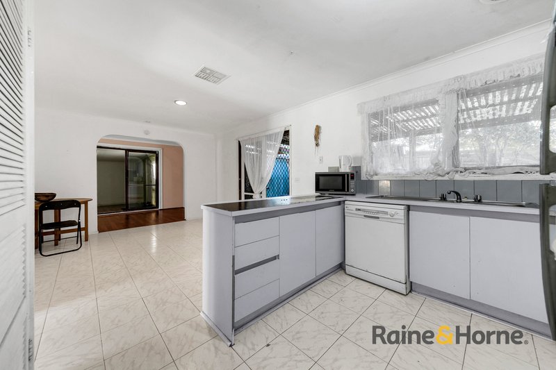 Photo - 1 Newhaven Road, Craigieburn VIC 3064 - Image 6