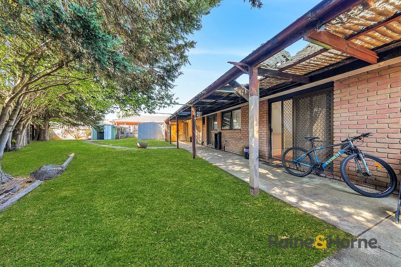 Photo - 1 Newhaven Road, Craigieburn VIC 3064 - Image 11