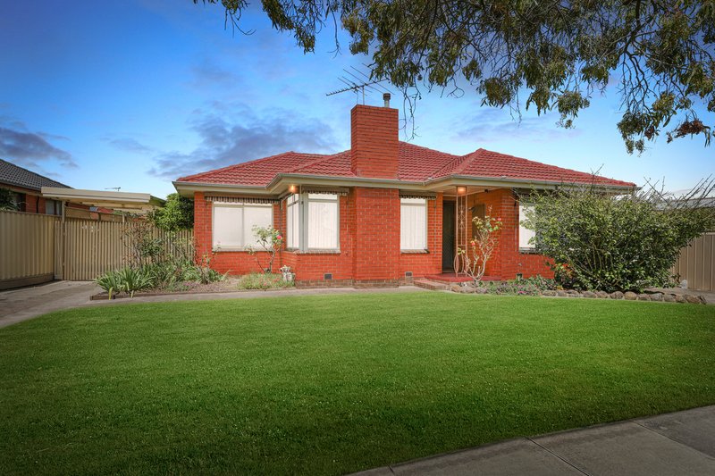 1 Newman Avenue, Noble Park VIC 3174