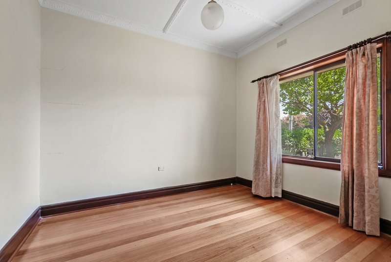 Photo - 1 Newman Street, Thornbury VIC 3071 - Image 5