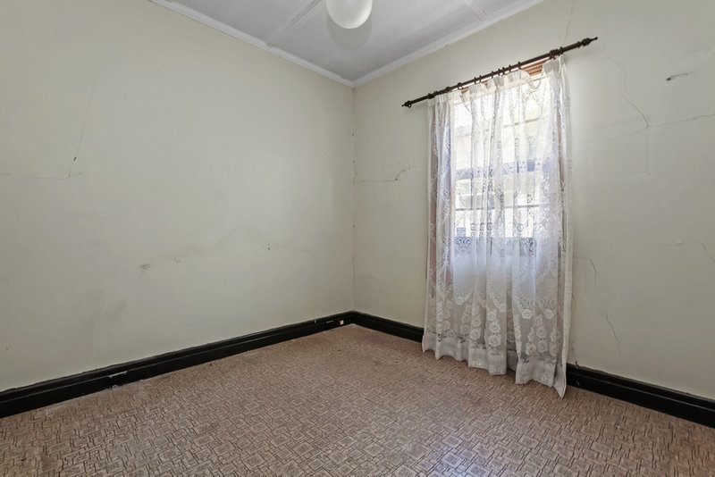 Photo - 1 Newman Street, Thornbury VIC 3071 - Image 6