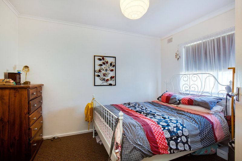 Photo - 1 Newton Avenue, Clovelly Park SA 5042 - Image 15