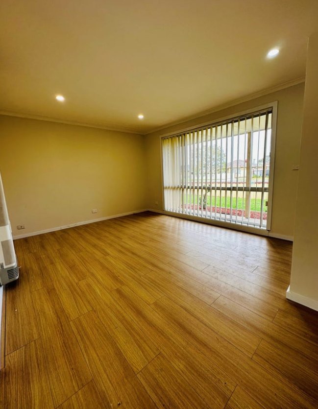 Photo - 1 Nicholas Street, Epping VIC 3076 - Image 5