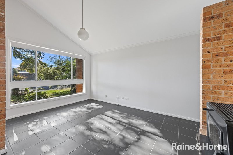 Photo - 1 Nile Place, Kearns NSW 2558 - Image 4