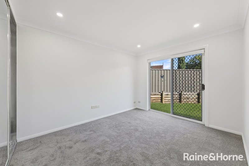 Photo - 1 Nile Place, Kearns NSW 2558 - Image 8