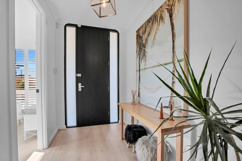 Photo - 1 Nimitz Street, Henley Beach South SA 5022 - Image 3