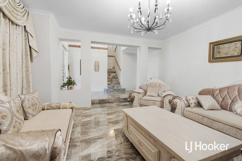 Photo - 1 Nolan Avenue, Southern River WA 6110 - Image 3