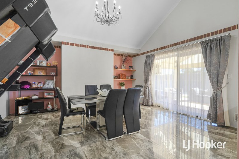 Photo - 1 Nolan Avenue, Southern River WA 6110 - Image 7