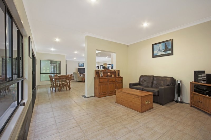 Photo - 1 Noosa Banks Drive, Tewantin QLD 4565 - Image 7