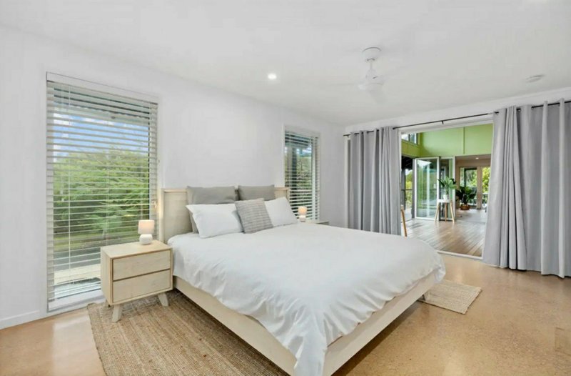 Photo - 1 North Beach Place, Mudjimba QLD 4564 - Image 11