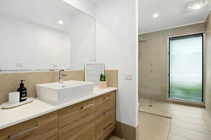 Photo - 1 North Beach Place, Mudjimba QLD 4564 - Image 12