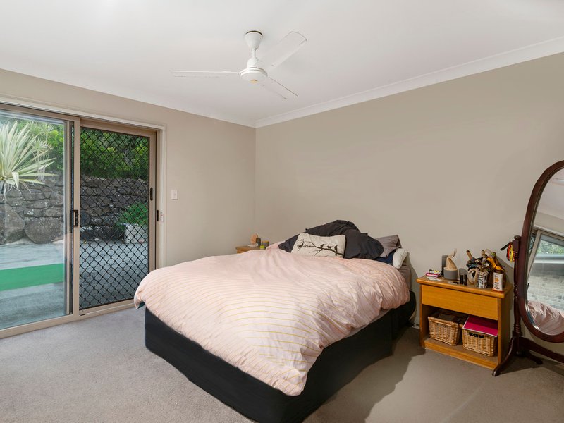 Photo - 1 Northbow Court, Tallebudgera QLD 4228 - Image 16