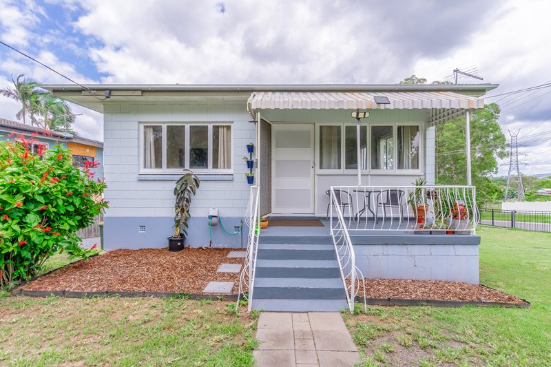 Photo - 1 Nugent Street, Durack QLD 4077 - Image 2