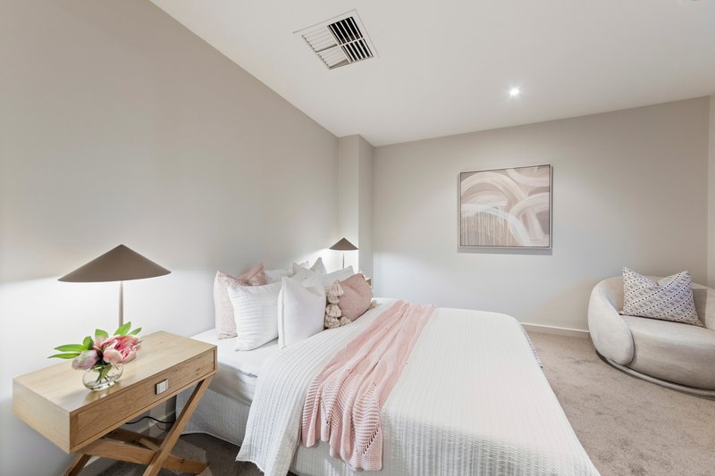 Photo - 1 Oaks Lane, Pakenham VIC 3810 - Image 12