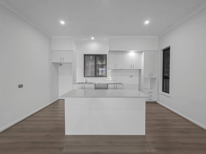Photo - 1 Oaky Street, Donnybrook VIC 3064 - Image 3