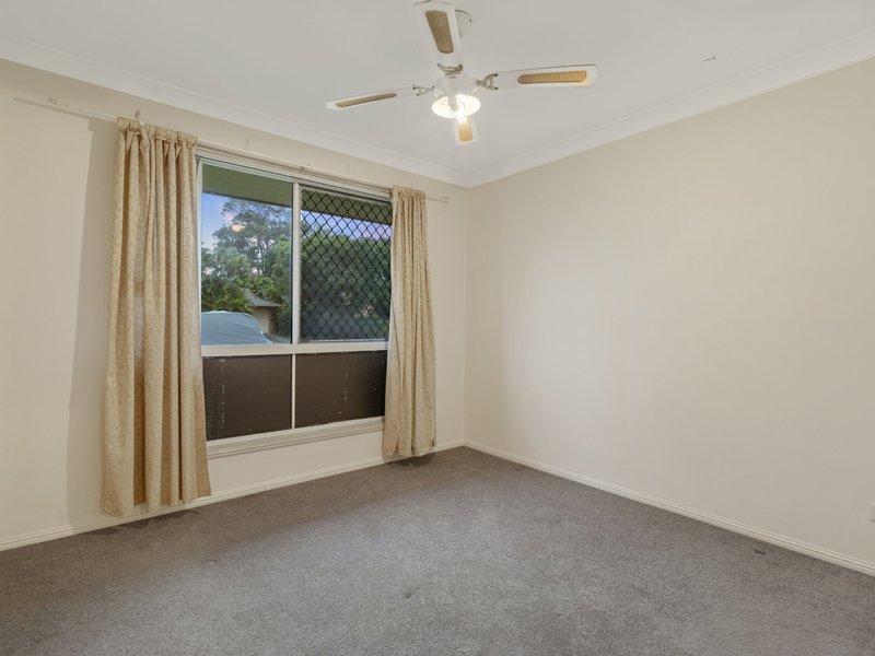 Photo - 1 Oban Court, Eagleby QLD 4207 - Image 10