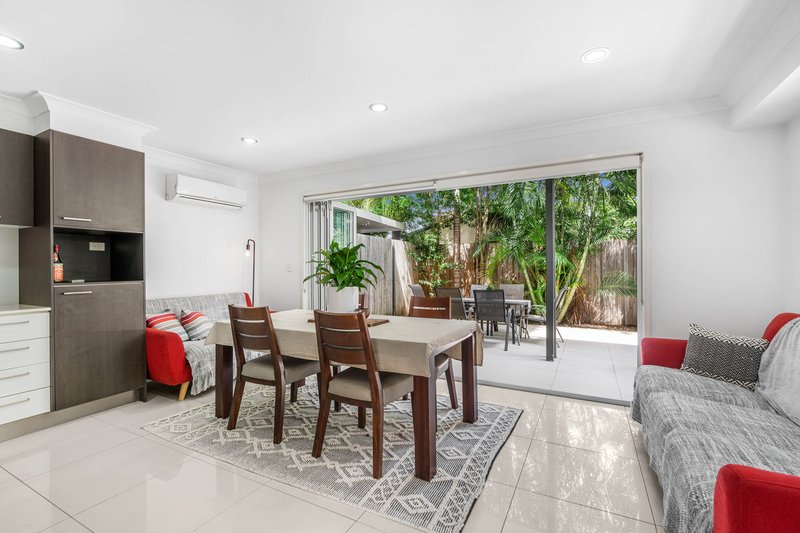 Photo - 1 of 15 Fox Street, Wynnum QLD 4178 - Image 4