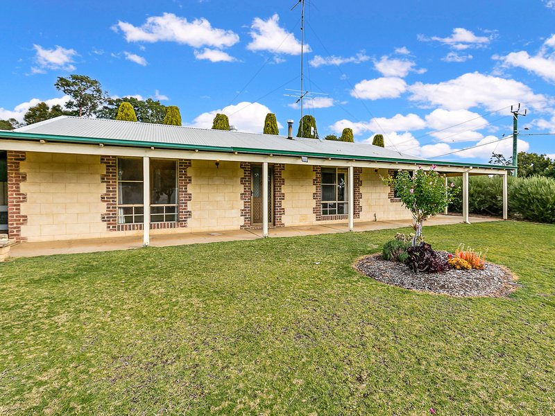 1 Old Moolibeenee Road, Gingin WA 6503