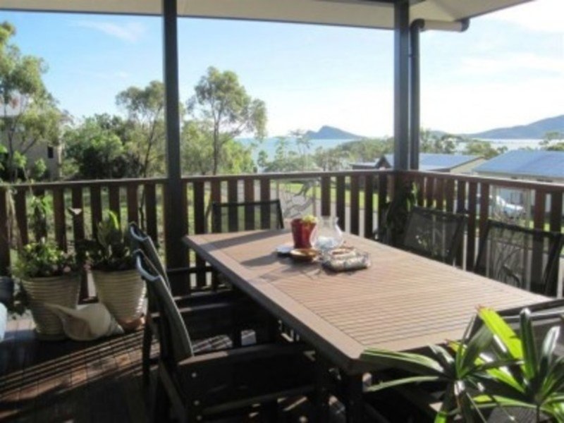 Photo - 1 Olden Court, Hideaway Bay QLD 4800 - Image 17