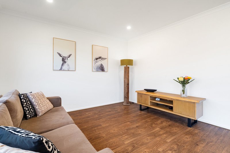 Photo - 1 Olivetree Loop, Craigieburn VIC 3064 - Image 9