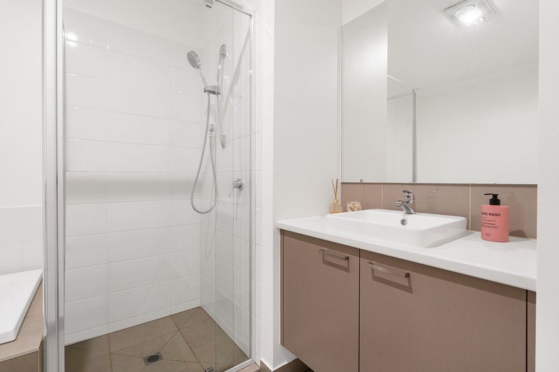 Photo - 1 Olivetree Loop, Craigieburn VIC 3064 - Image 20