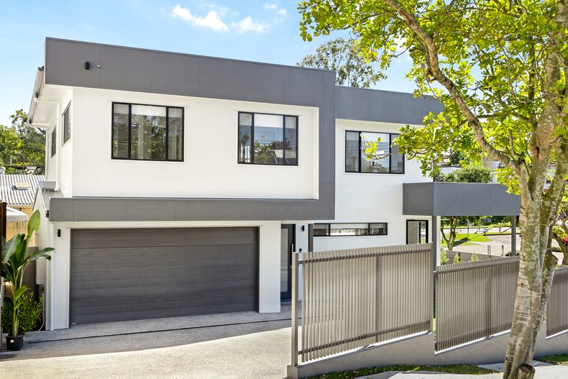 Photo - 1 Olola Street, Mount Gravatt East QLD 4122 - Image 1
