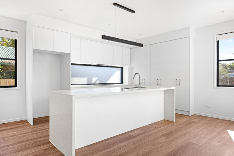 Photo - 1 Olola Street, Mount Gravatt East QLD 4122 - Image 4