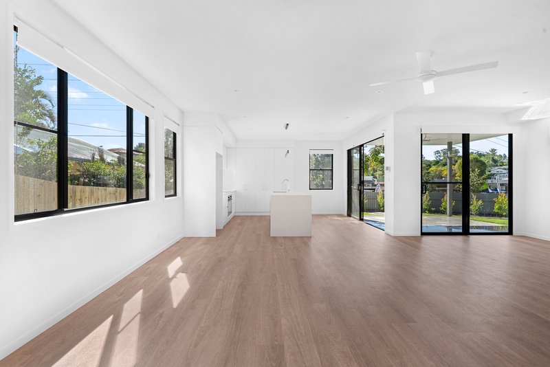 Photo - 1 Olola Street, Mount Gravatt East QLD 4122 - Image 7