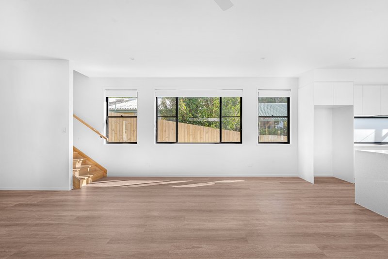 Photo - 1 Olola Street, Mount Gravatt East QLD 4122 - Image 8