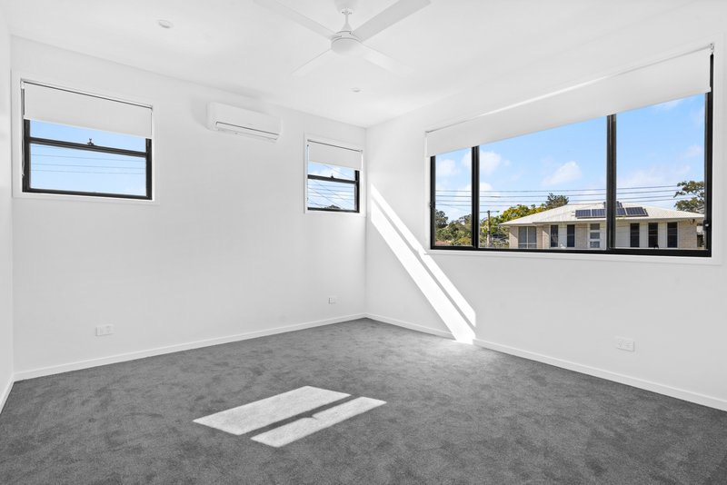 Photo - 1 Olola Street, Mount Gravatt East QLD 4122 - Image 9